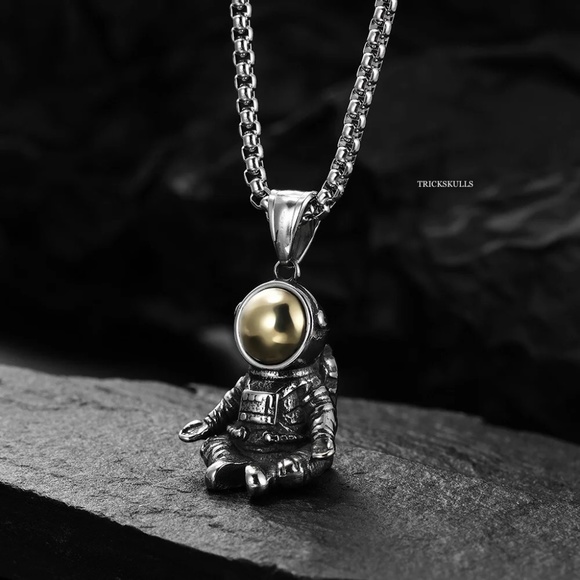 TRICKSKULLS | Accessories | Lotus Astronaut Spaceman Yoga Meditating 36 ...